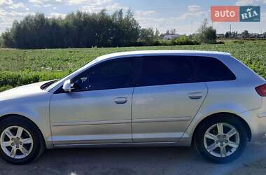 Хэтчбек Audi A3 2009 в 