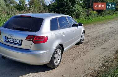 Хэтчбек Audi A3 2009 в 