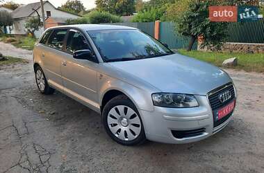 Хэтчбек Audi A3 2006 в 
