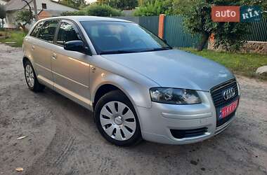 Хэтчбек Audi A3 2006 в 