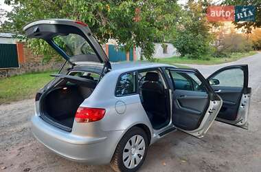 Хэтчбек Audi A3 2006 в 