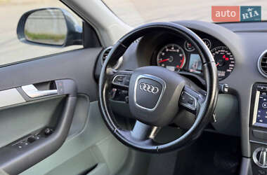 Хэтчбек Audi A3 2009 в 