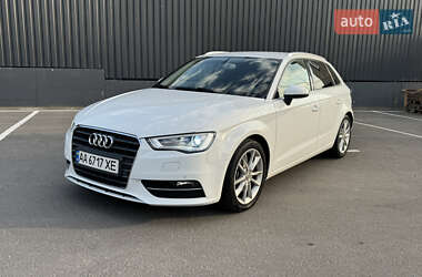 Хэтчбек Audi A3 2013 в 