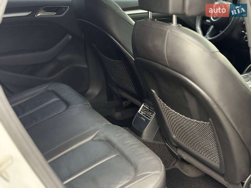 Седан Audi A3 2015 в Харькове