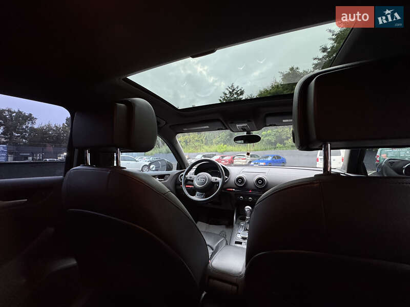 Седан Audi A3 2014 в Ужгороде