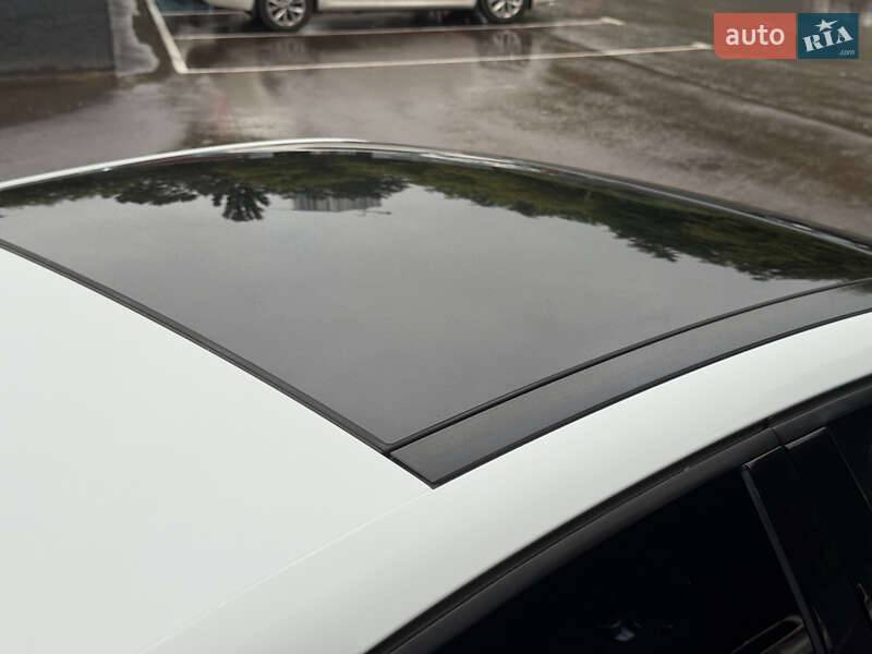 Седан Audi A3 2014 в Ужгороде
