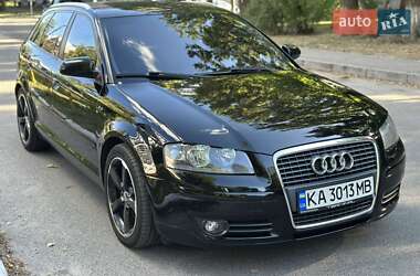 Хэтчбек Audi A3 2008 в 