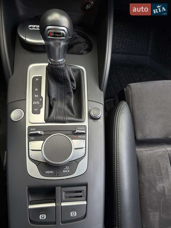 Хэтчбек Audi A3 2015 в Киеве