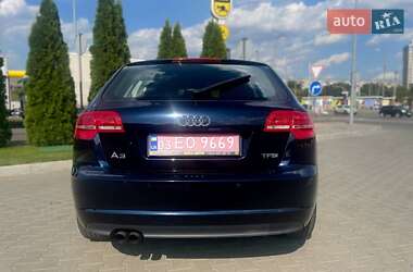 Хэтчбек Audi A3 2010 в 