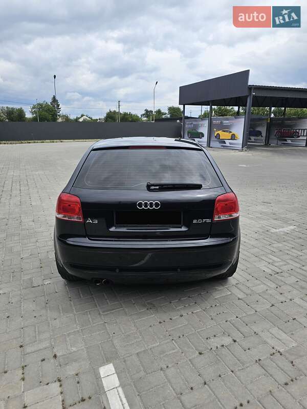 Хэтчбек Audi A3 2004 в Черкассах