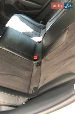 Хэтчбек Audi A3 2016 в 