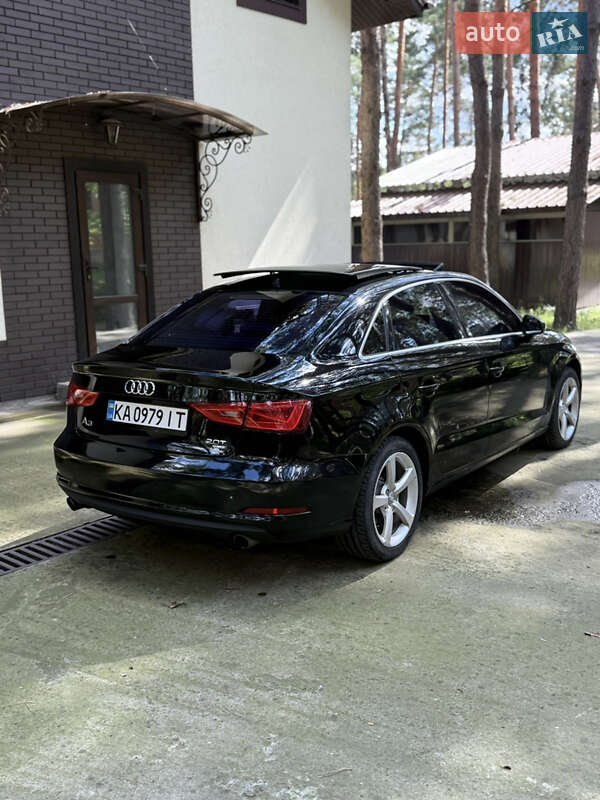 Седан Audi A3 2014 в Киеве