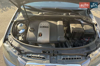 Хэтчбек Audi A3 2004 в 