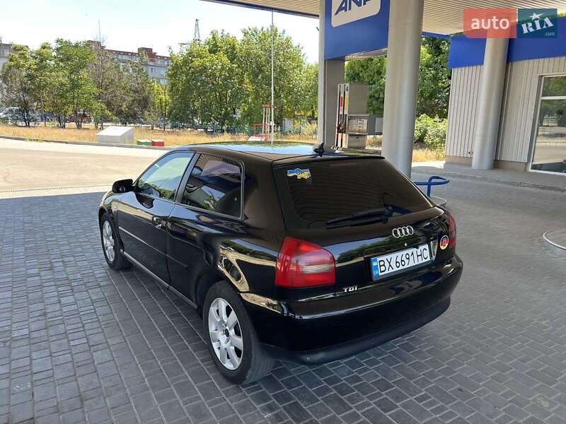 Хэтчбек Audi A3 2003 в Николаеве