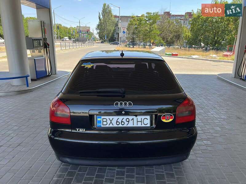 Хэтчбек Audi A3 2003 в Николаеве