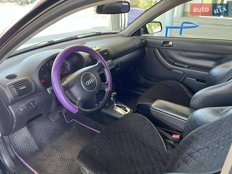 Хэтчбек Audi A3 2003 в Николаеве