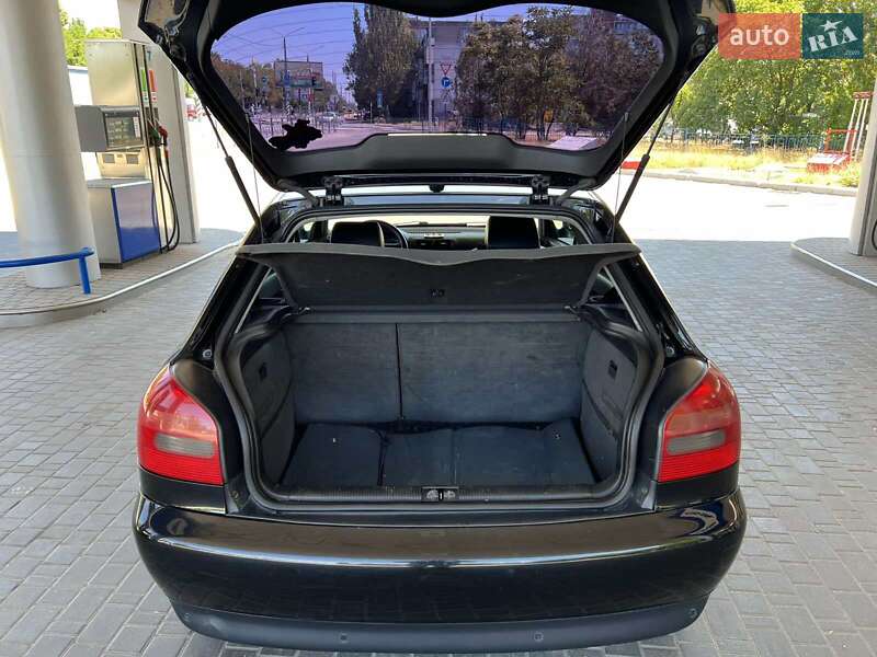 Хэтчбек Audi A3 2003 в Николаеве