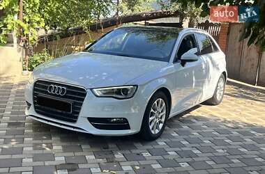 Хетчбек Audi A3 2016 в Києві