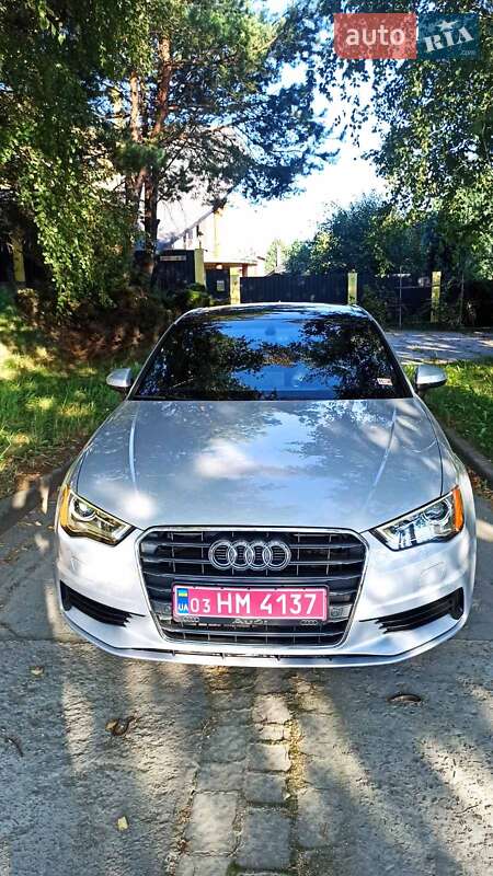 Седан Audi A3 2014 в Львове