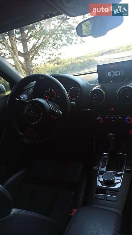 Седан Audi A3 2014 в Львове