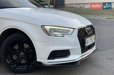 Седан Audi A3 2016 в 