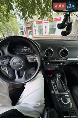 Седан Audi A3 2017 в 