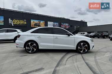 Седан Audi A3 2015 в 