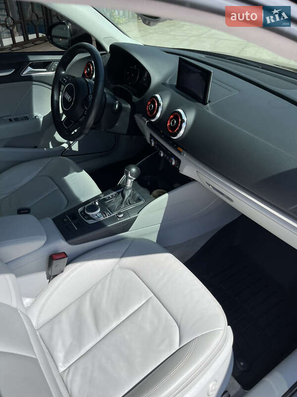 Седан Audi A3 2014 в Дніпрі фото 28 Седан Audi A3 2014 в Дніпрі