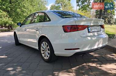 Седан Audi A3 2015 в 