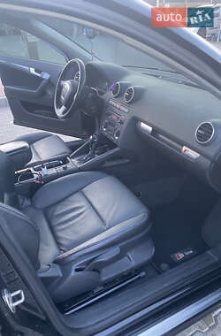 Хэтчбек Audi A3 2005 в 