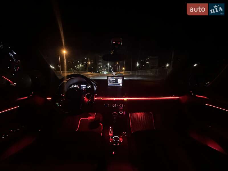 Седан Audi A3 2014 в Ужгороде