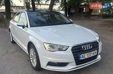 Седан Audi A3 2016 в 