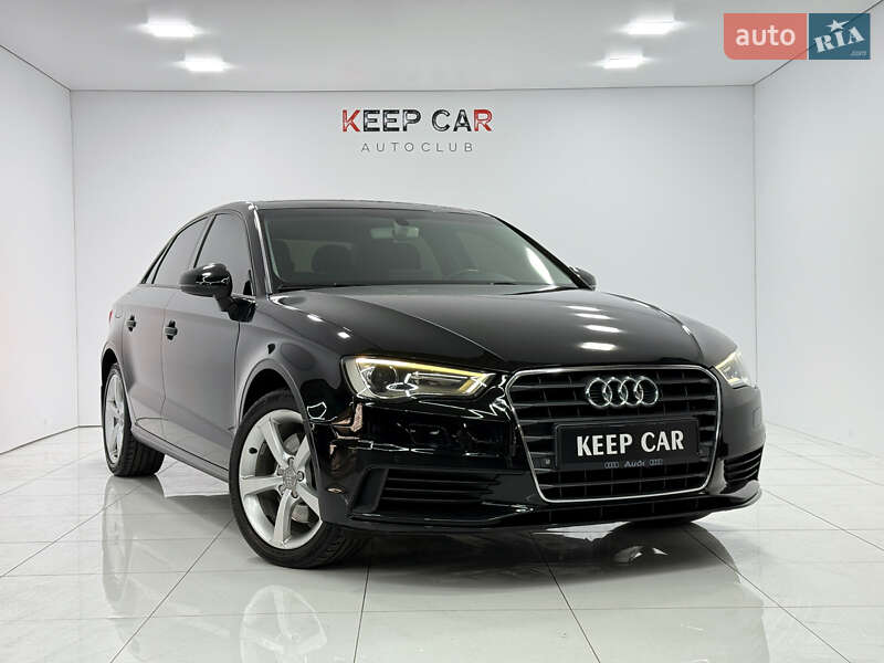 Седан Audi A3 2015 в 