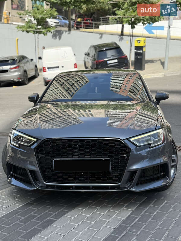 Седан Audi A3 2017 в Днепре