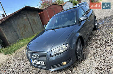 Хэтчбек Audi A3 2009 в 