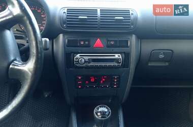 Хэтчбек Audi A3 1998 в 