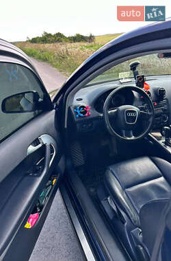 Хэтчбек Audi A3 2006 в 