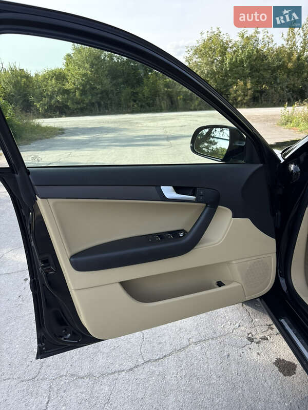 Хэтчбек Audi A3 2012 в Лановцах