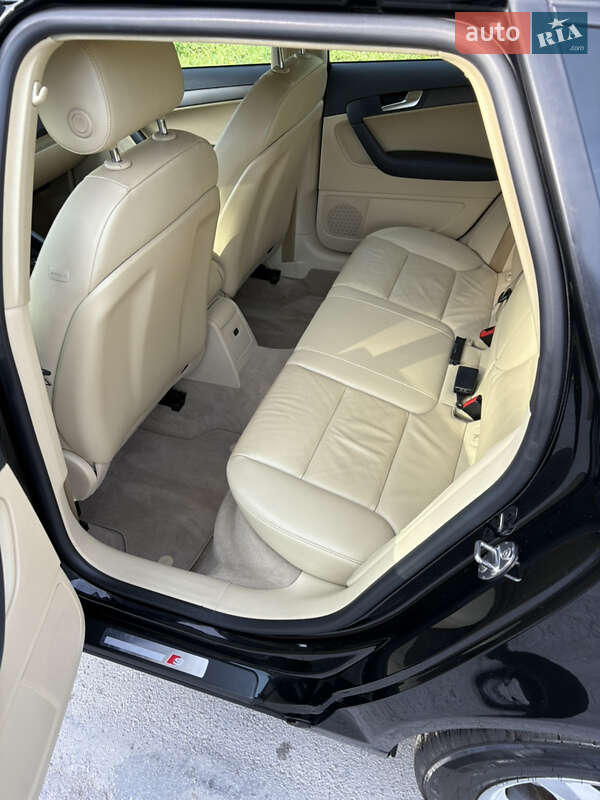 Хэтчбек Audi A3 2012 в Лановцах