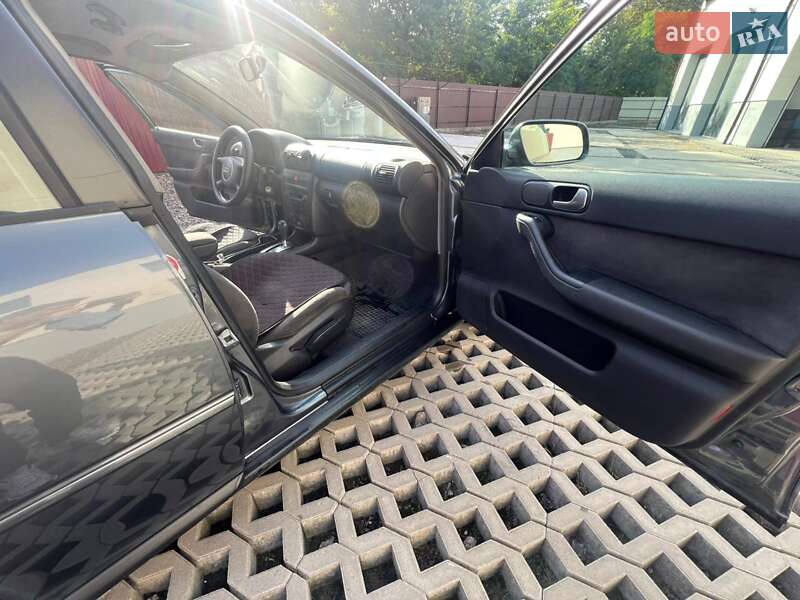 Хэтчбек Audi A3 2003 в Ивано-Франковске