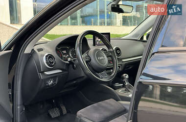 Хэтчбек Audi A3 2015 в 