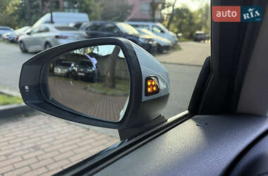 Седан Audi A3 2016 в 