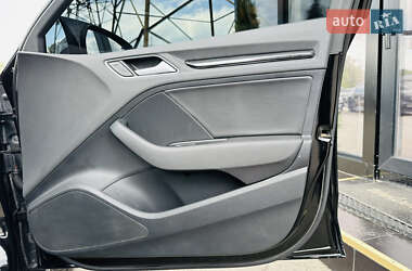 Седан Audi A3 2015 в 
