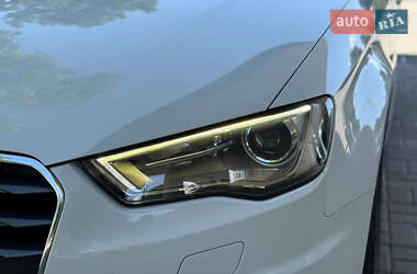 Седан Audi A3 2015 в 