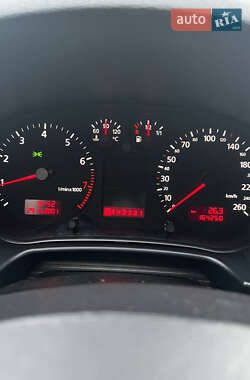 Хэтчбек Audi A3 2000 в 
