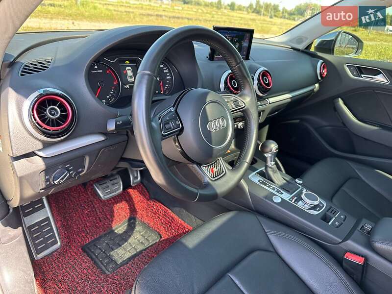 Седан Audi A3 2014 в Львове
