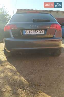 Хэтчбек Audi A3 2004 в 