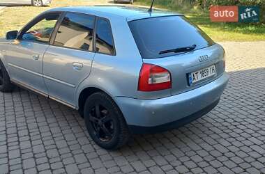 Хэтчбек Audi A3 2001 в 
