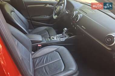 Хэтчбек Audi A3 2015 в 