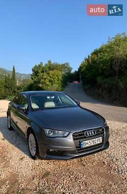 Седан Audi A3 2016 в 